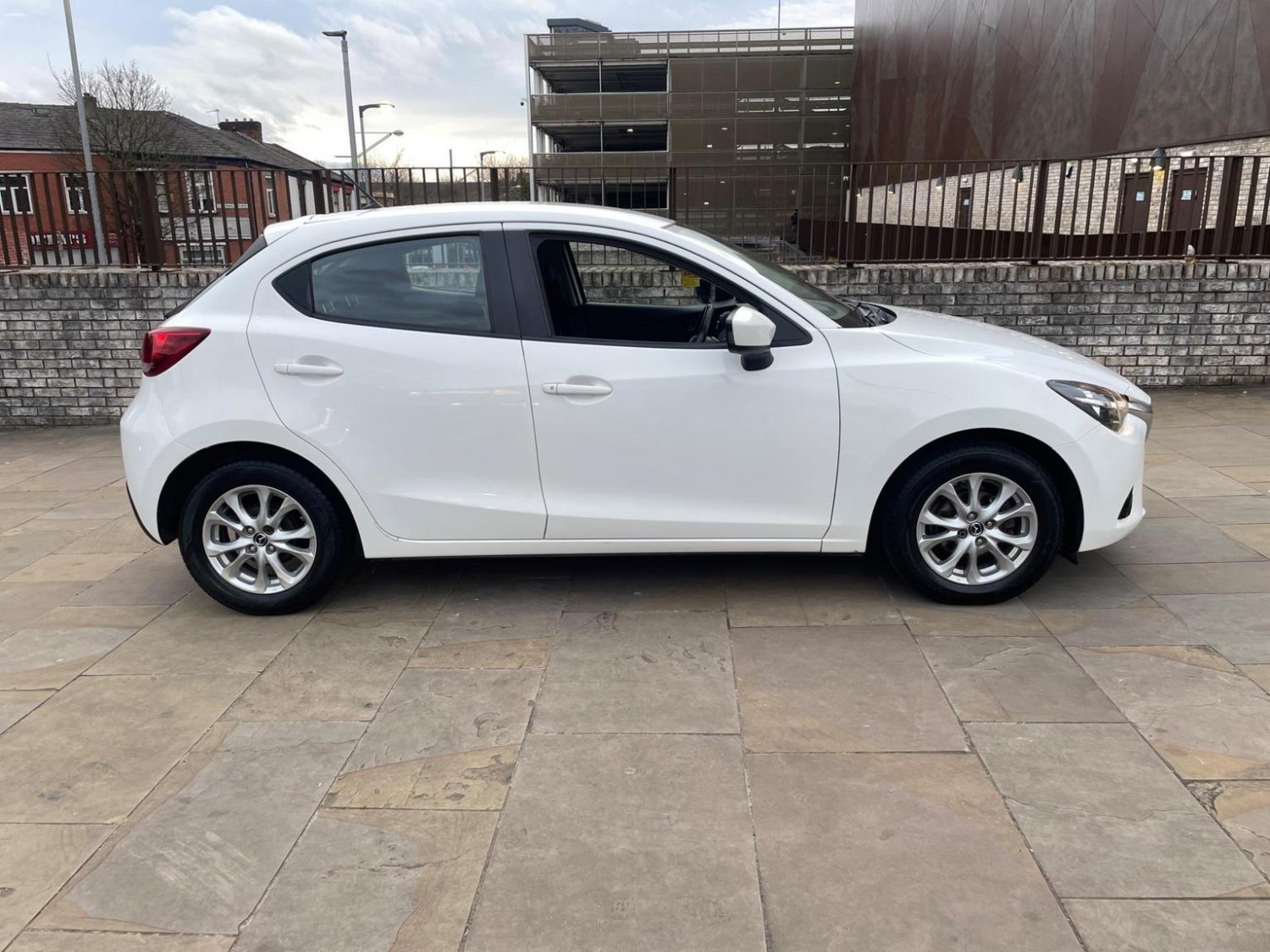 Mazda 2