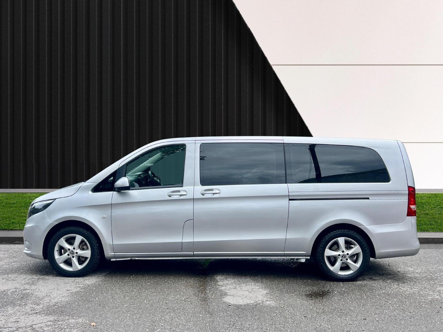 Mercedes Benz Vito