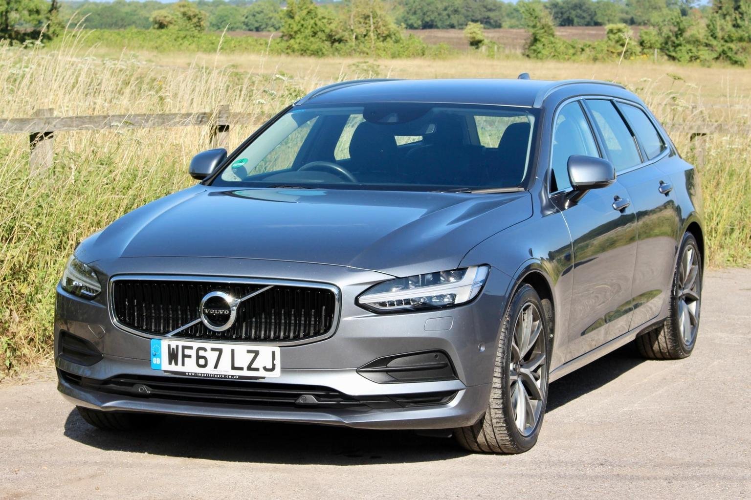 Volvo V90