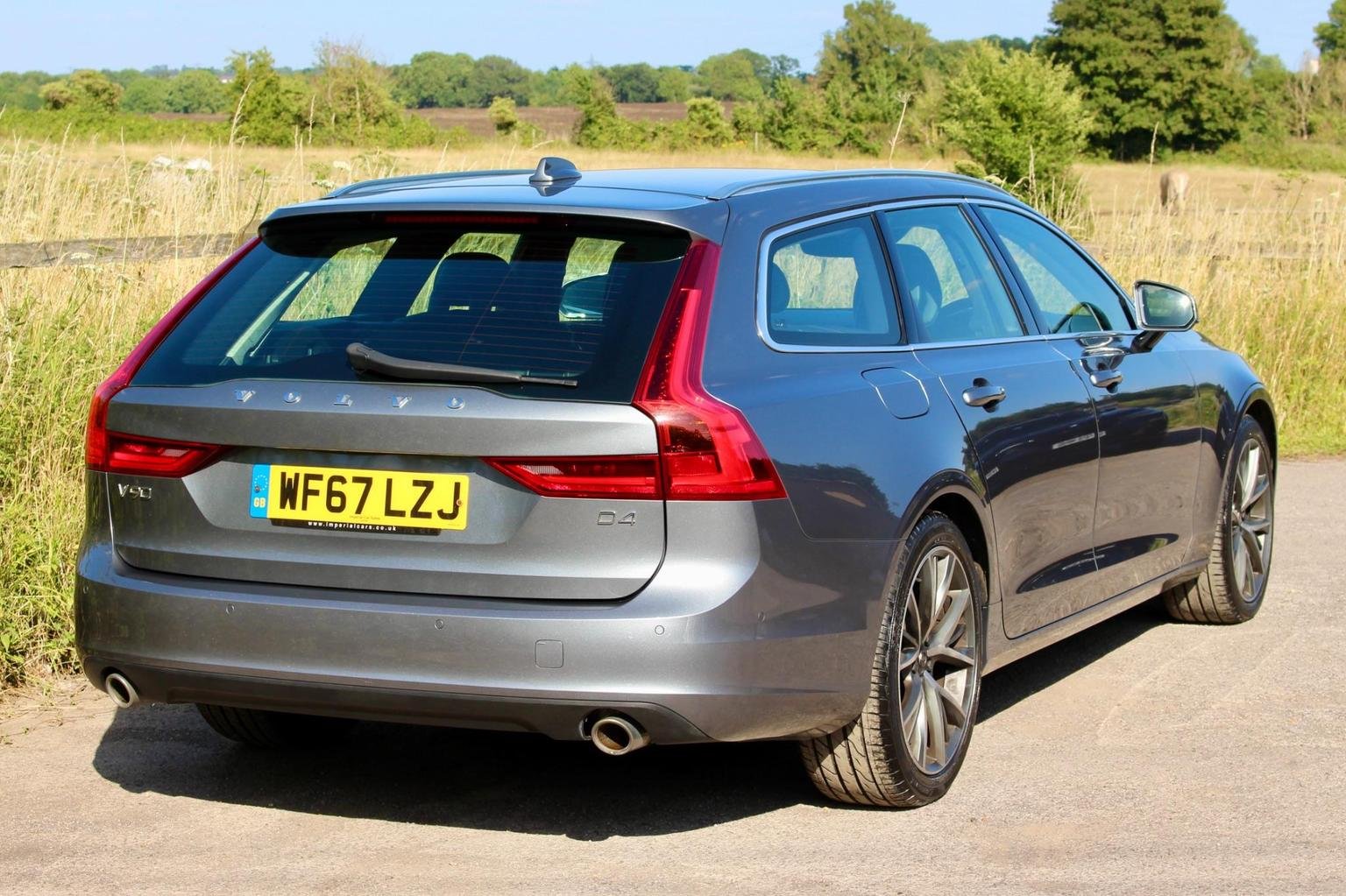 Volvo V90