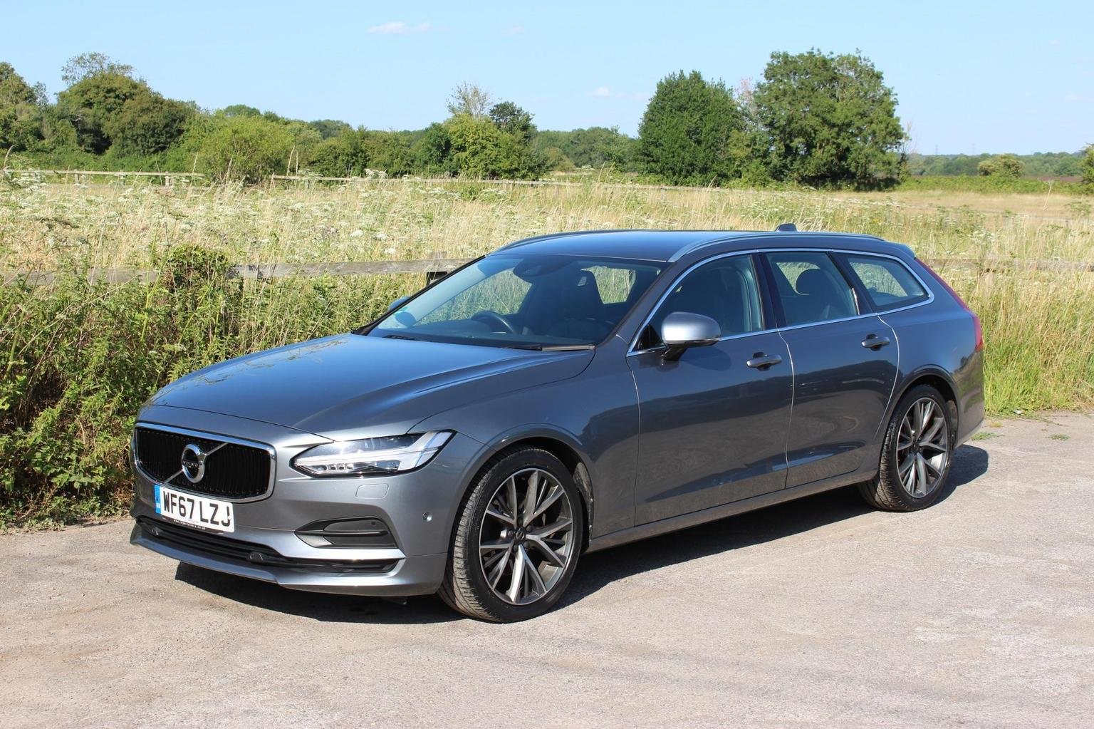 Volvo V90