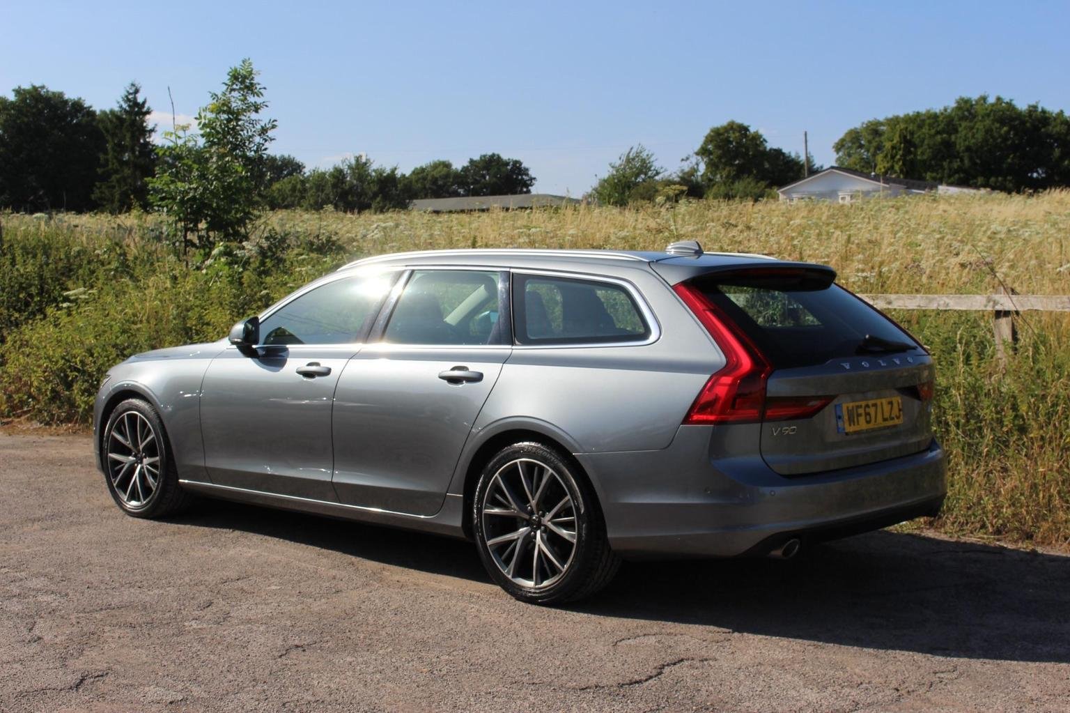 Volvo V90