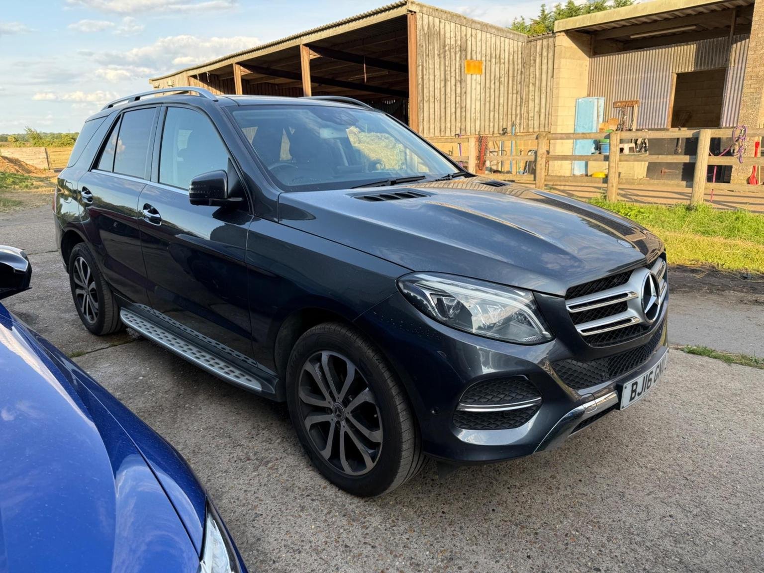 Mercedes Benz GLE-CLASS