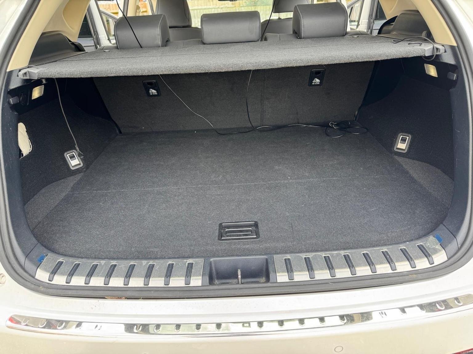 Lexus NX 300h