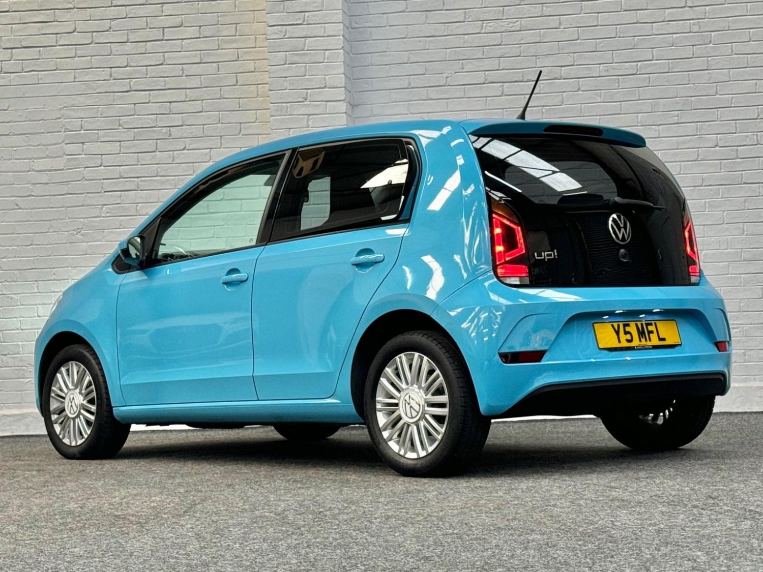 Volkswagen UP