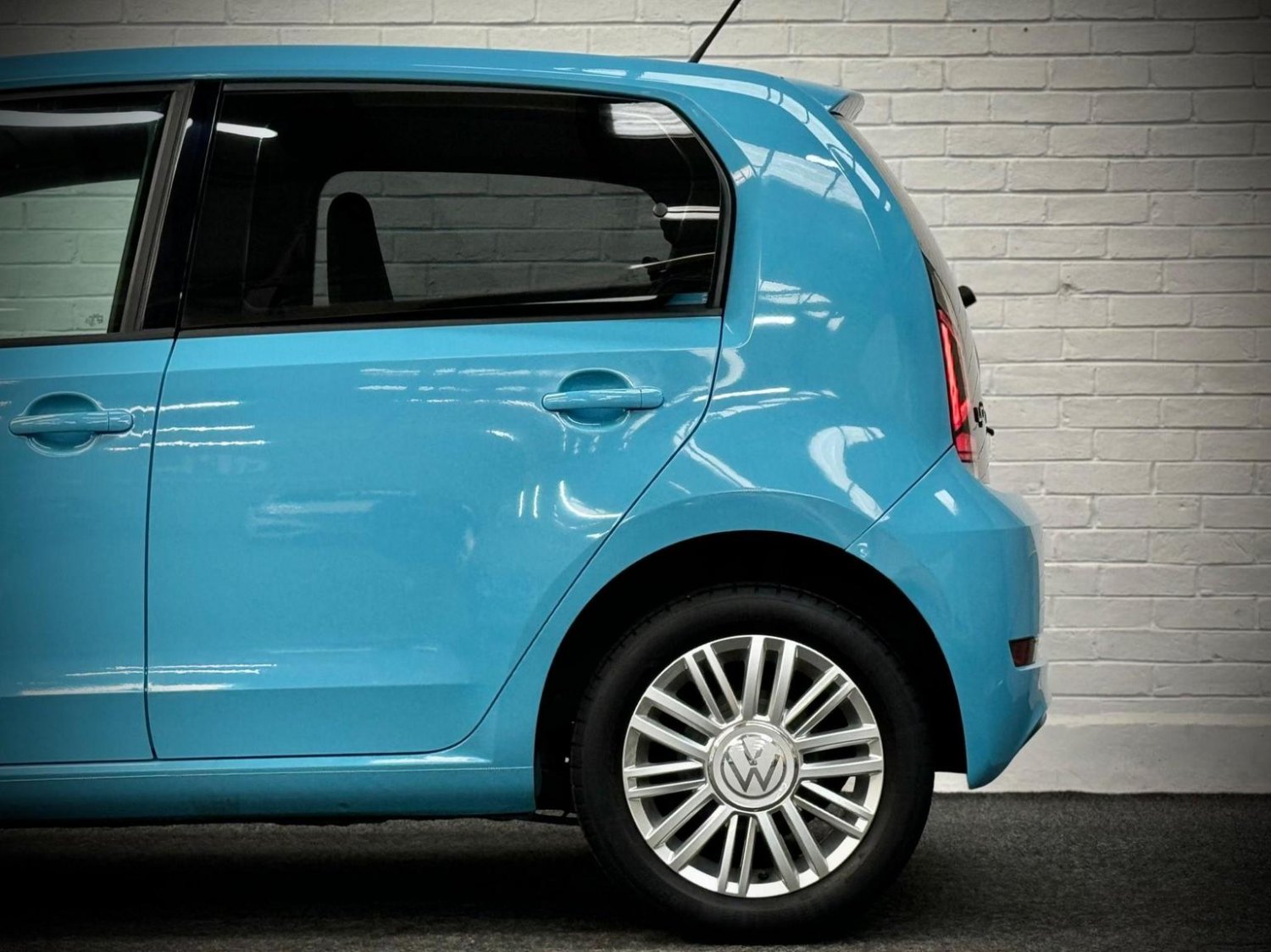 Volkswagen UP