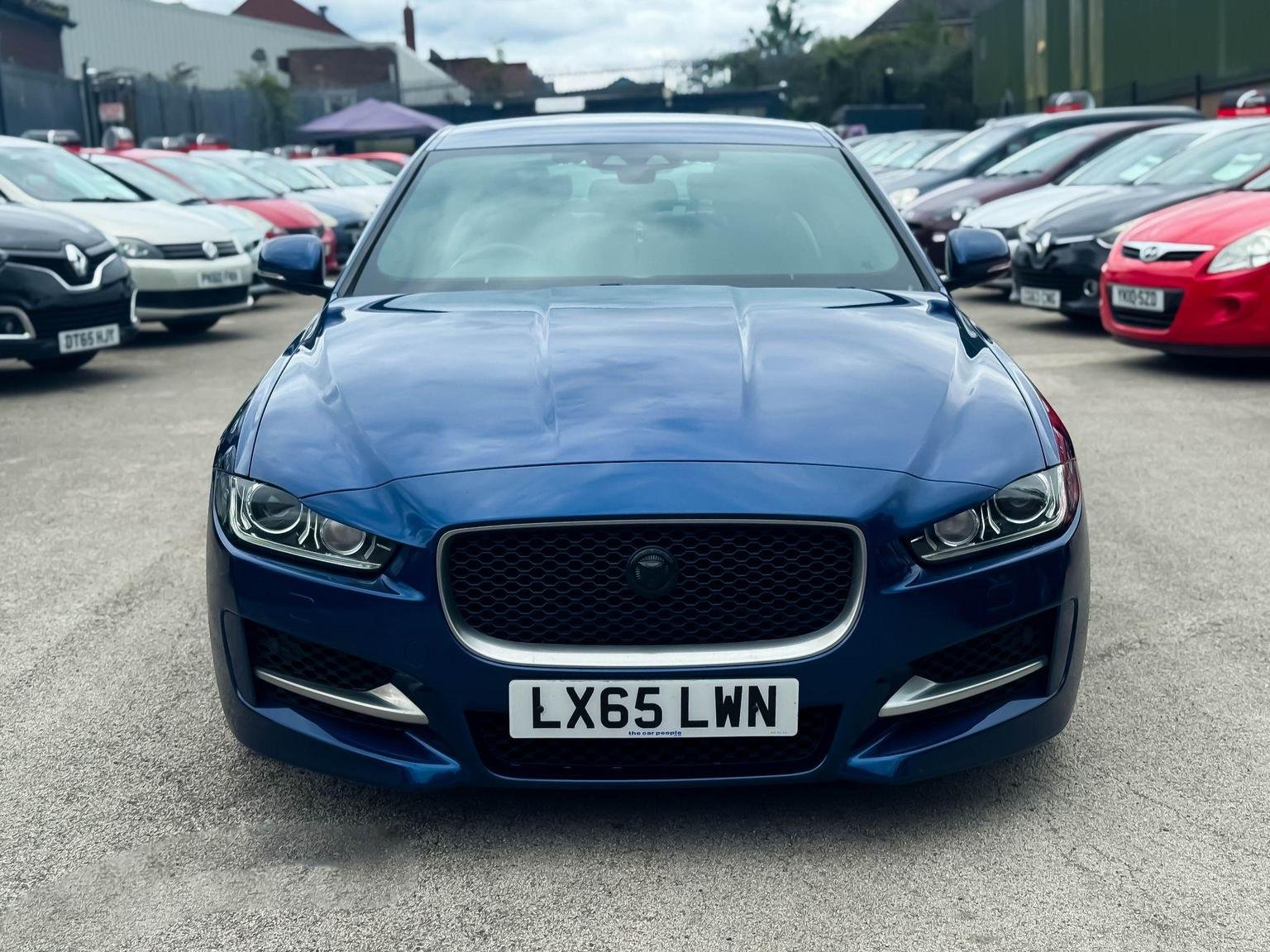 Jaguar XE
