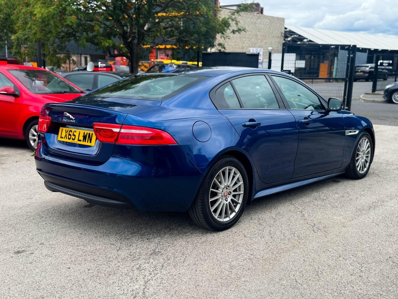 Jaguar XE