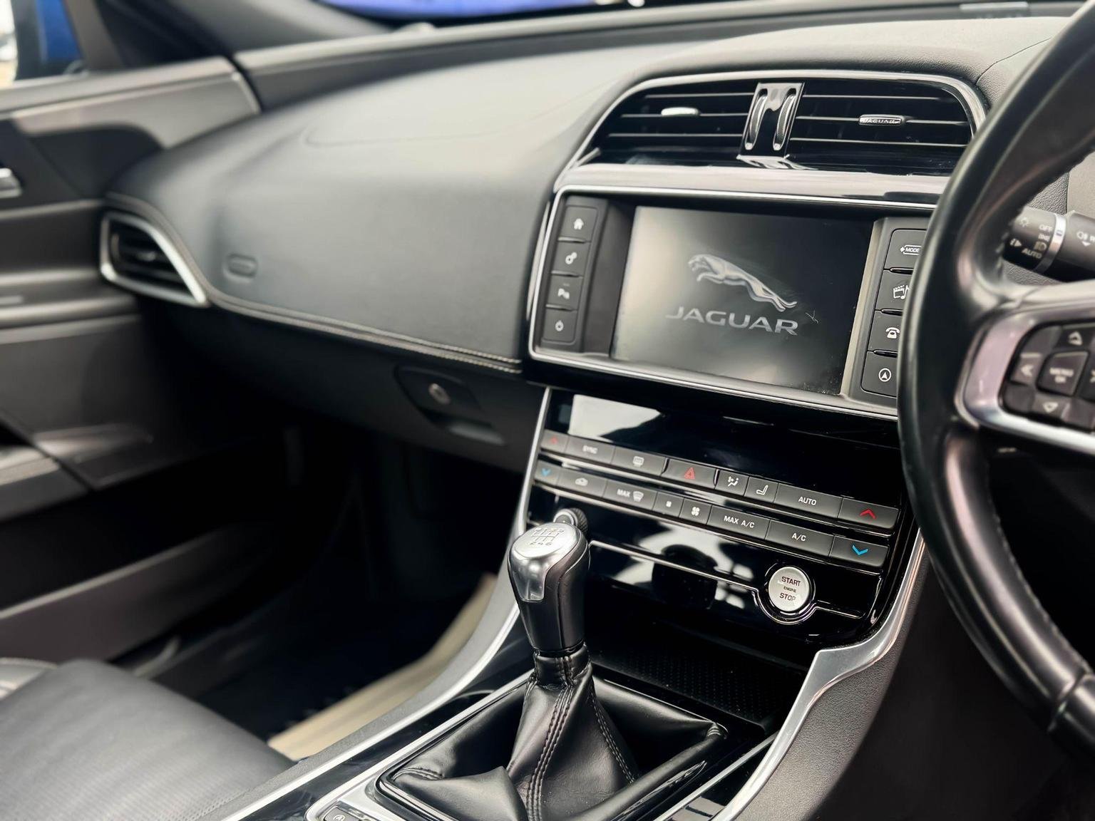 Jaguar XE