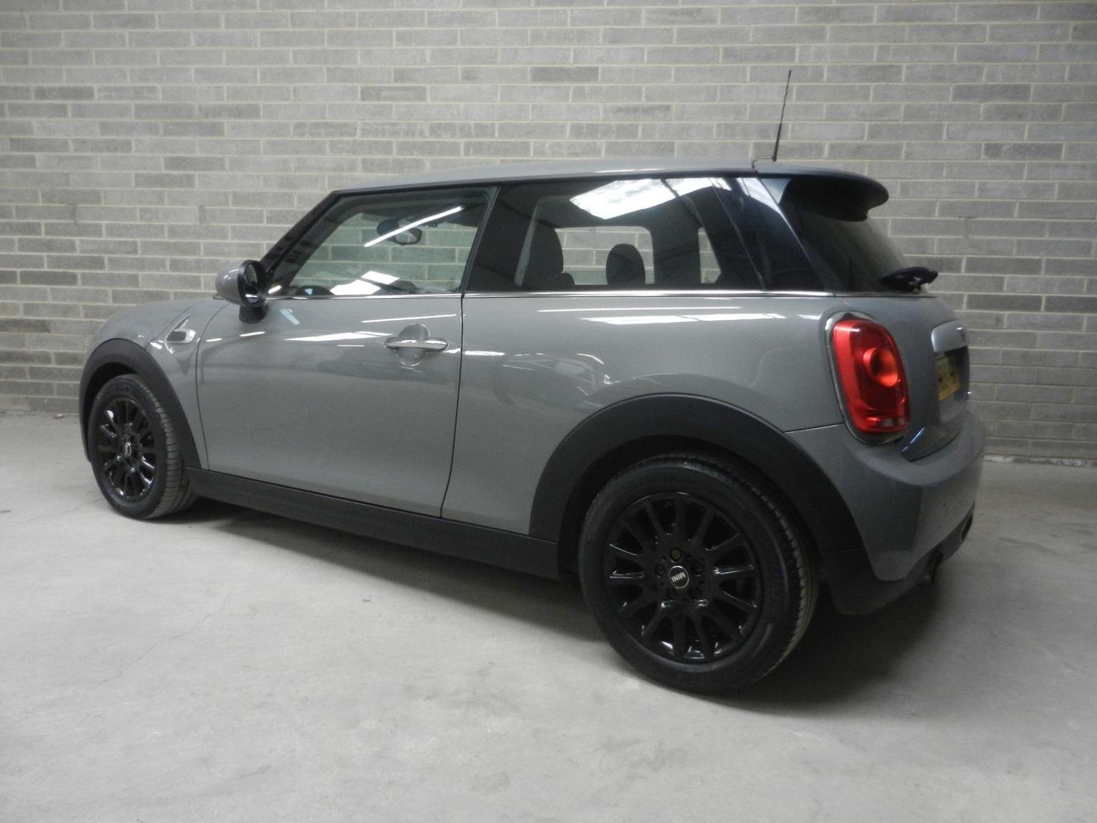 MINI Hatch