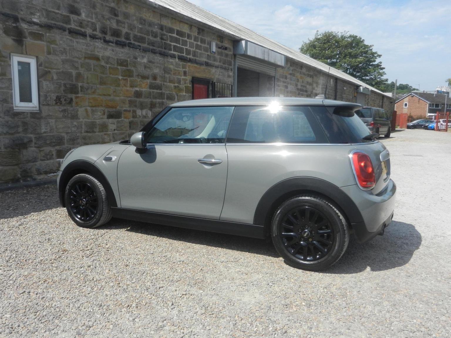 MINI Hatch