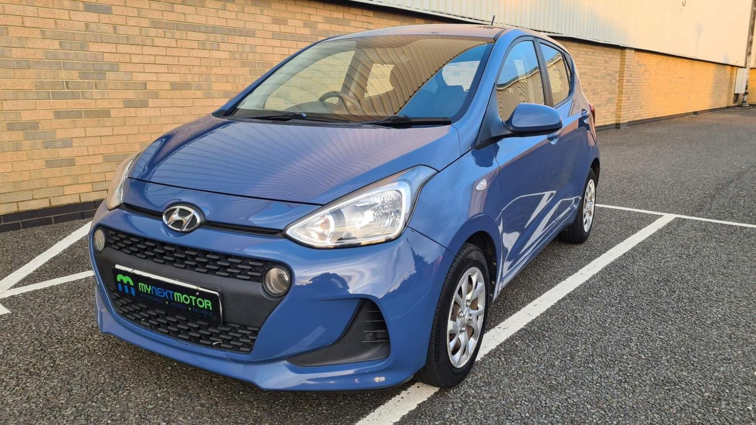 Hyundai i10