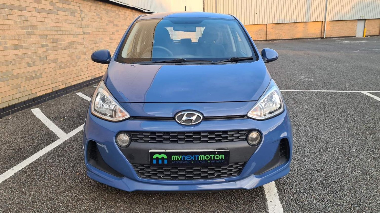 Hyundai i10