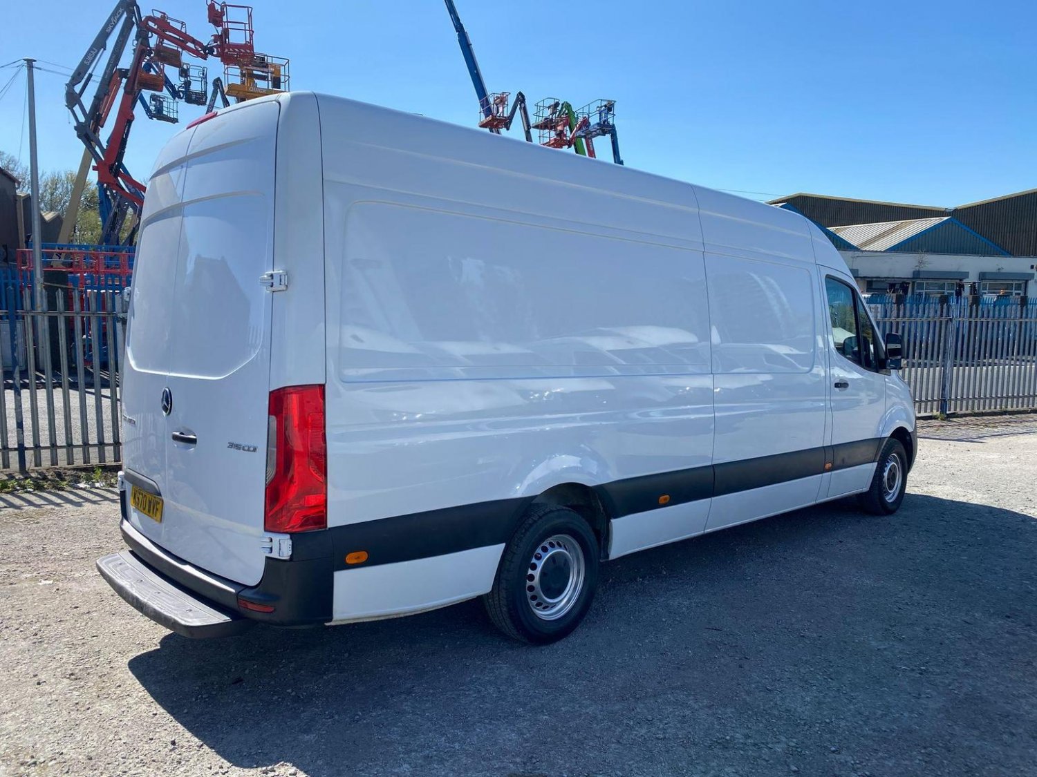 Mercedes Benz Sprinter