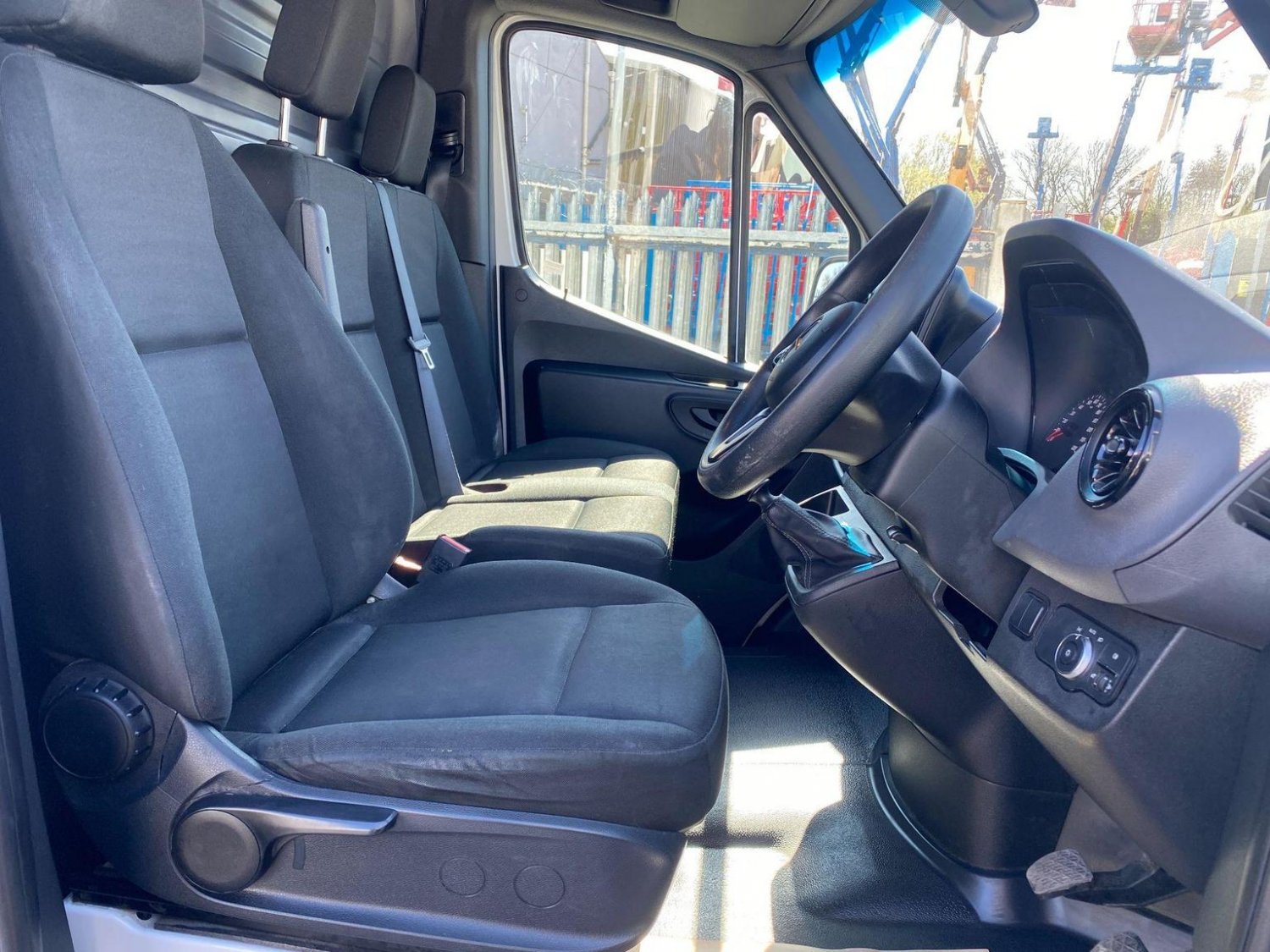 Mercedes Benz Sprinter