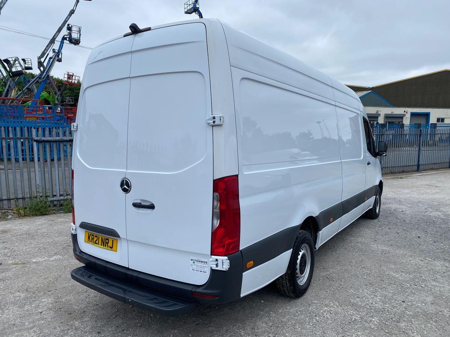 Mercedes Benz Sprinter