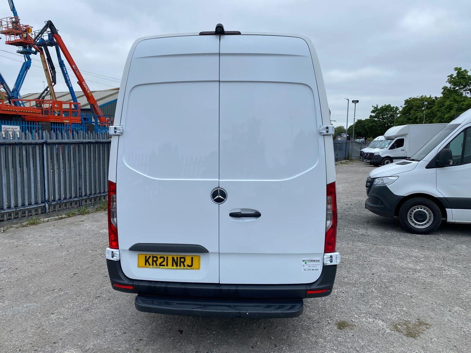 Mercedes Benz Sprinter