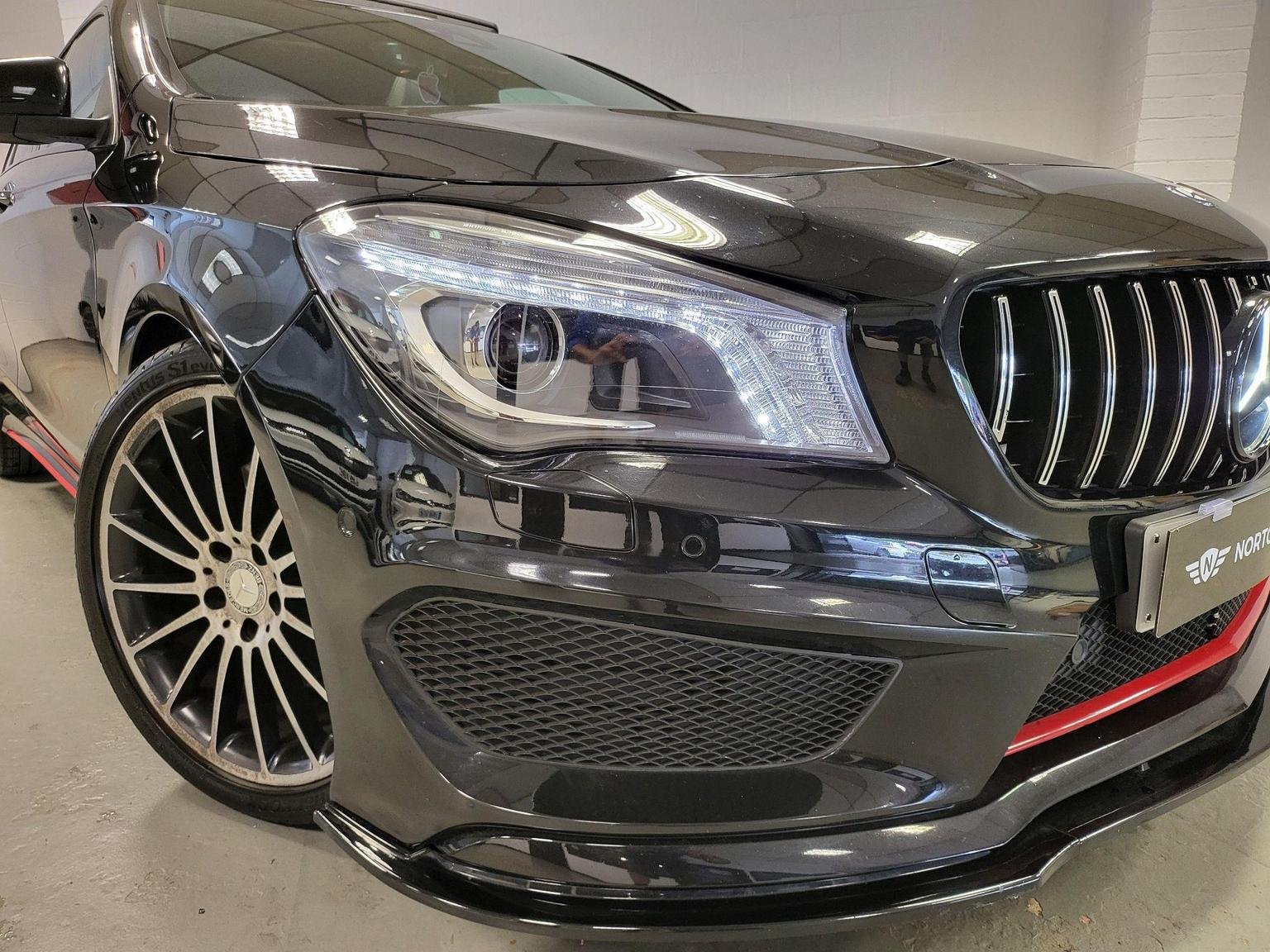 Mercedes Benz CLA
