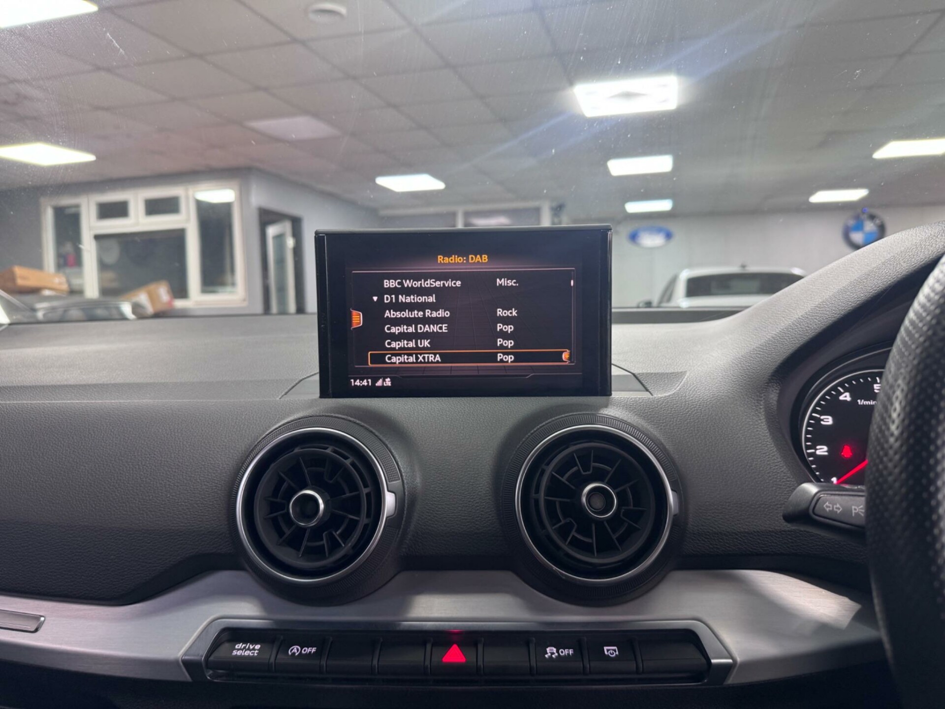 Audi Q2