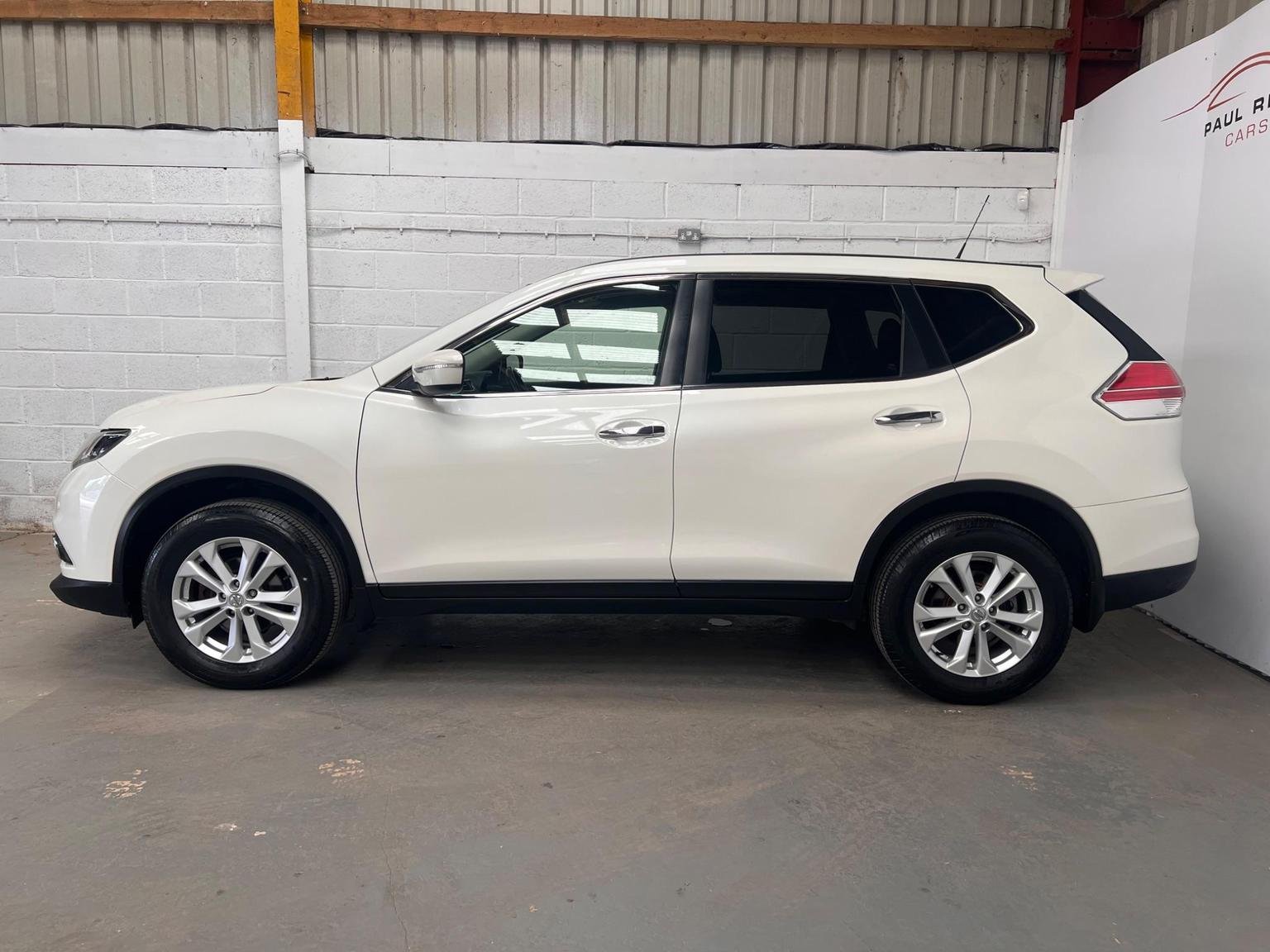 Nissan X Trail
