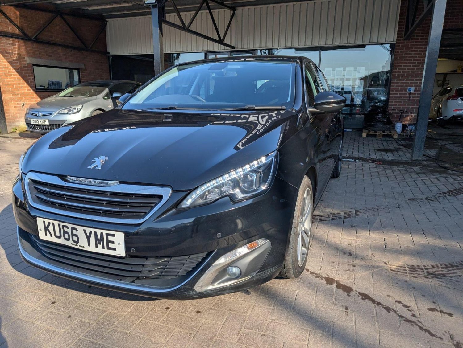 Peugeot 308