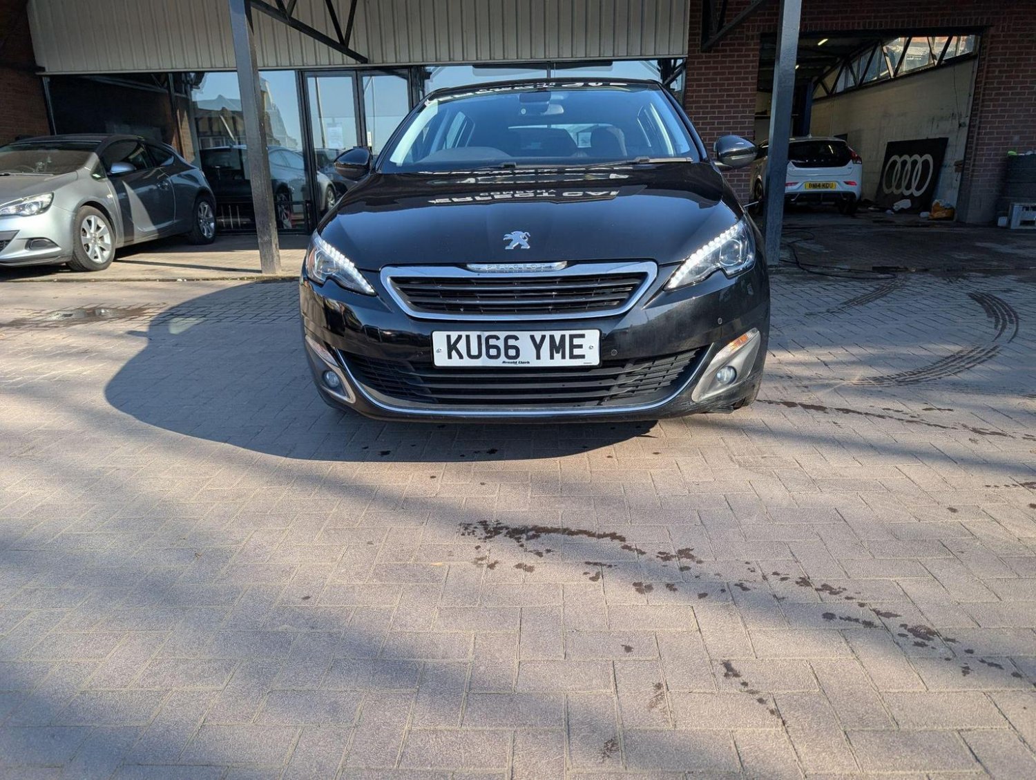 Peugeot 308