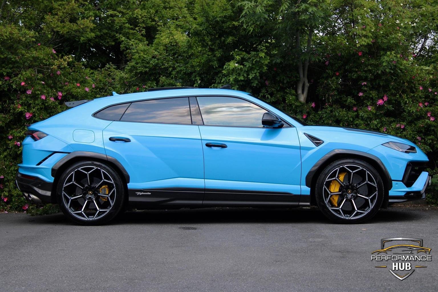 Lamborghini URUS