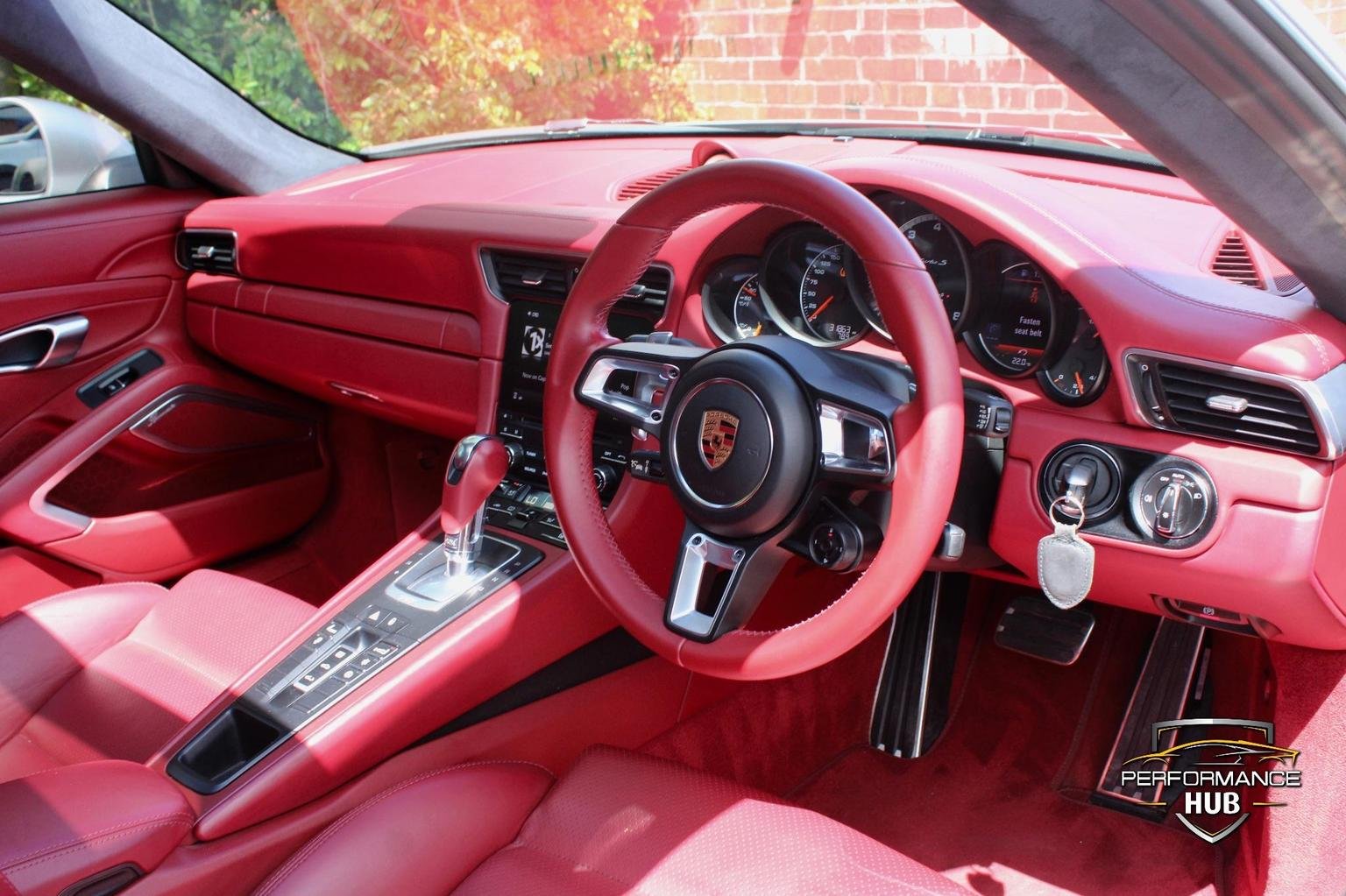 Porsche 911