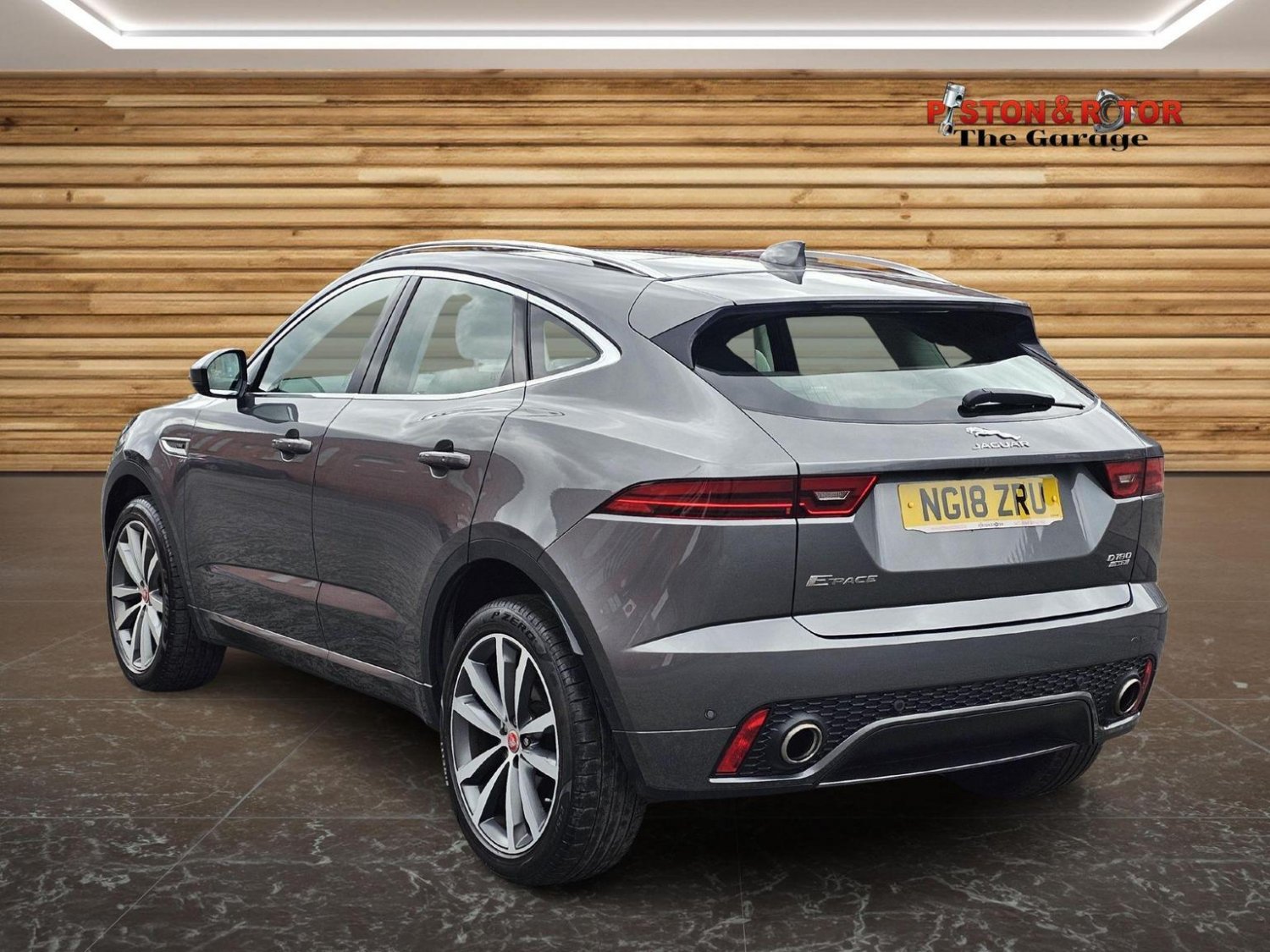 Jaguar E Pace