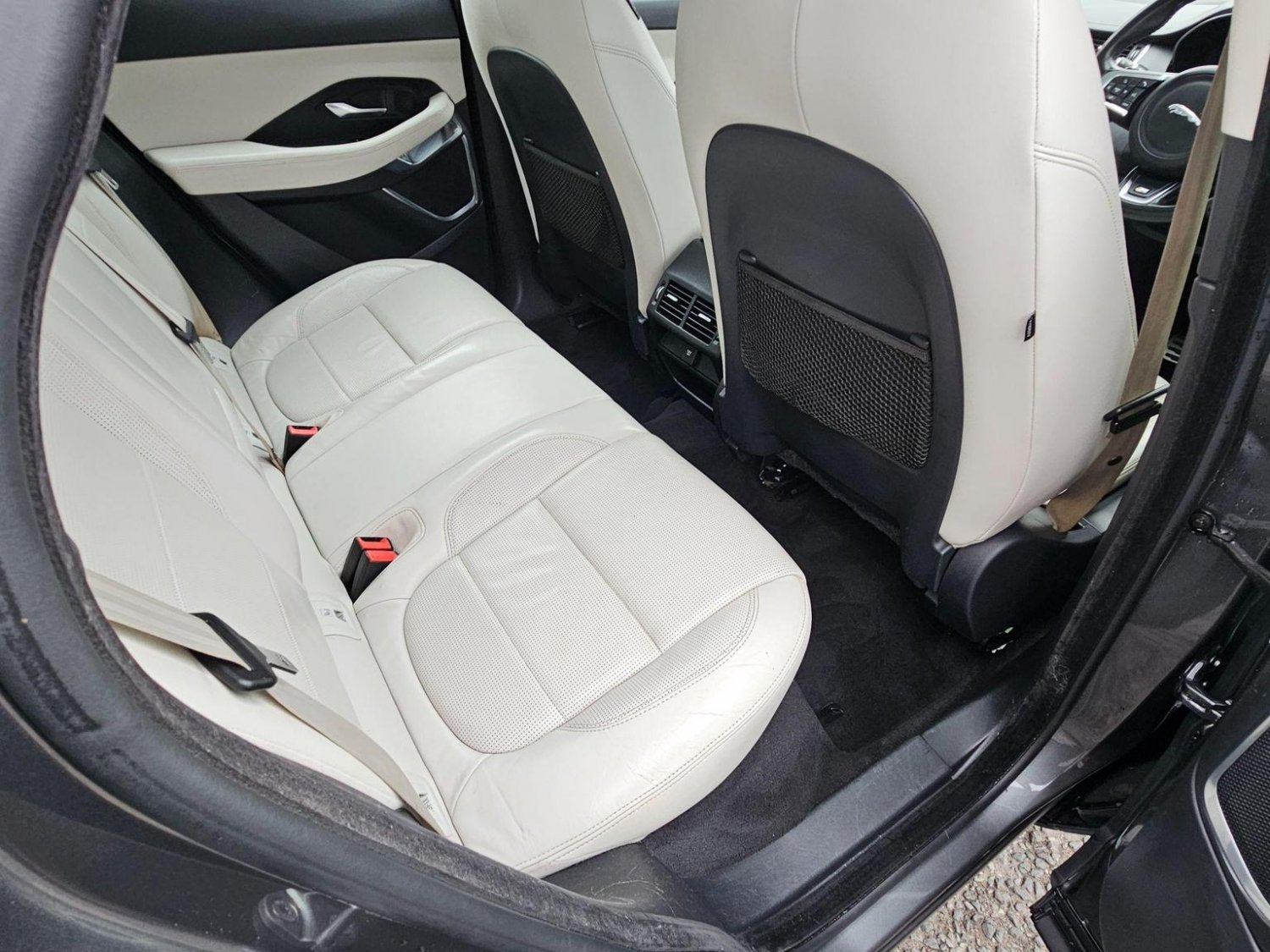 Jaguar E Pace