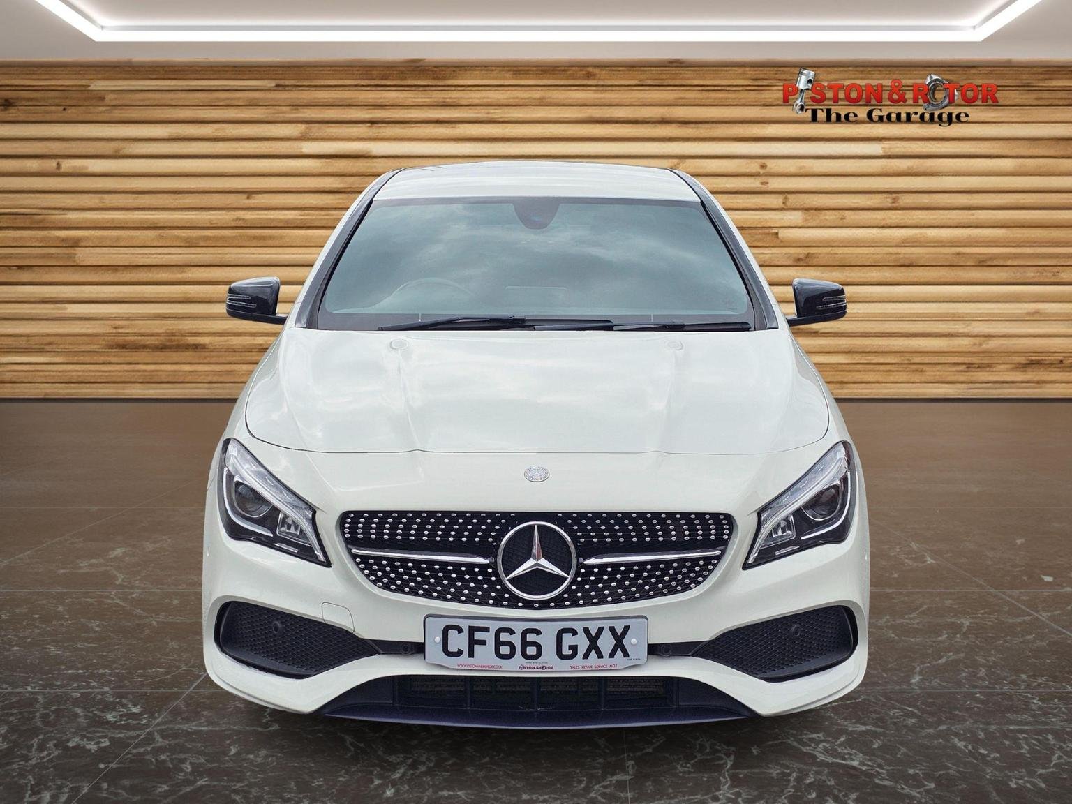 Mercedes Benz CLA