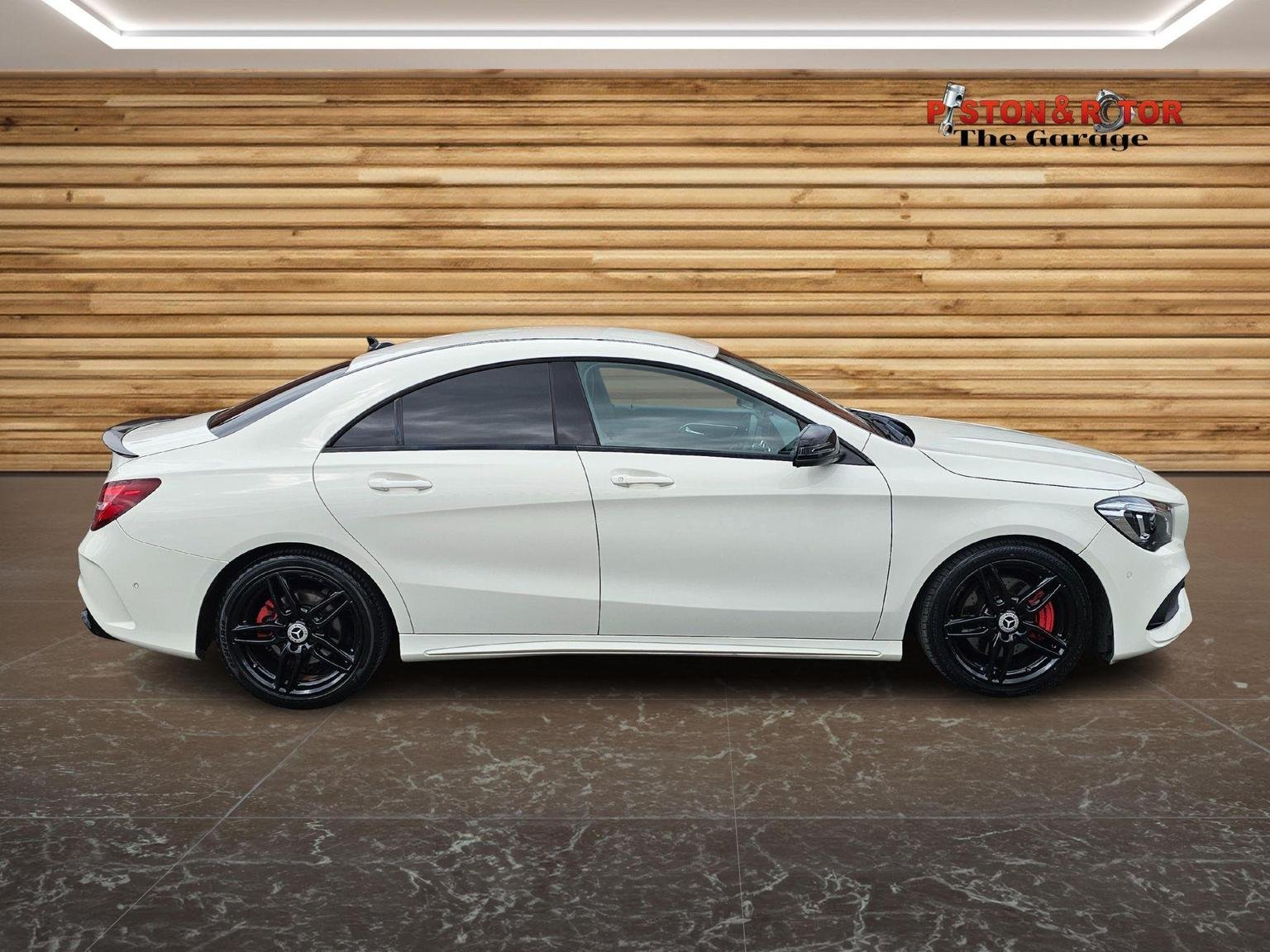 Mercedes Benz CLA