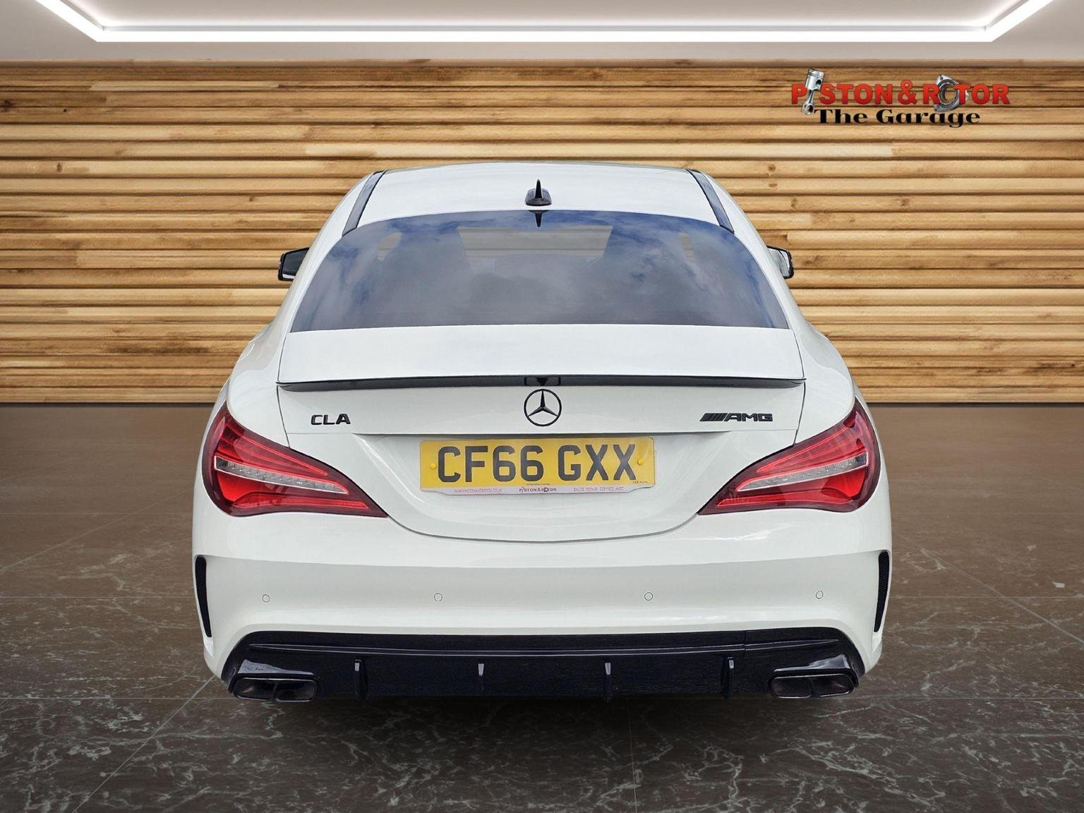 Mercedes Benz CLA