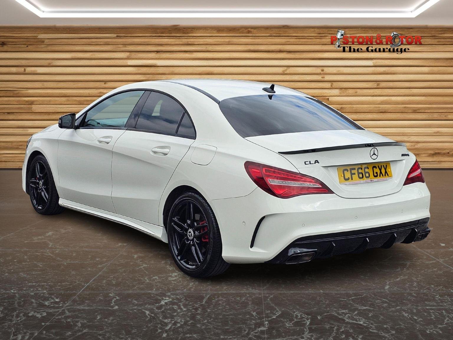 Mercedes Benz CLA