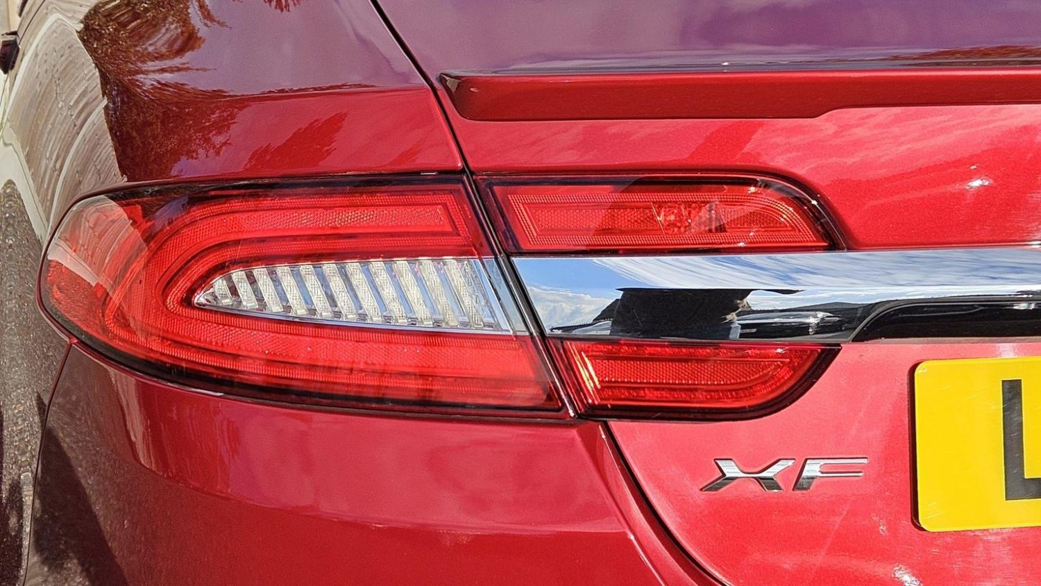 Jaguar XF