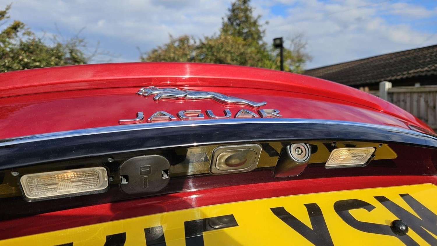 Jaguar XF