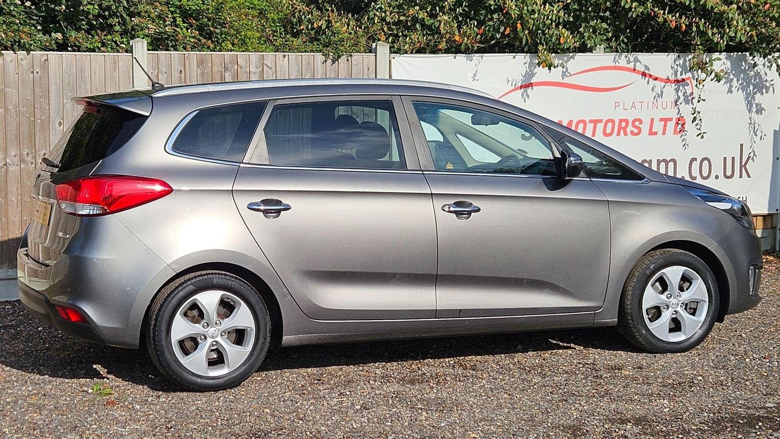 Kia Carens