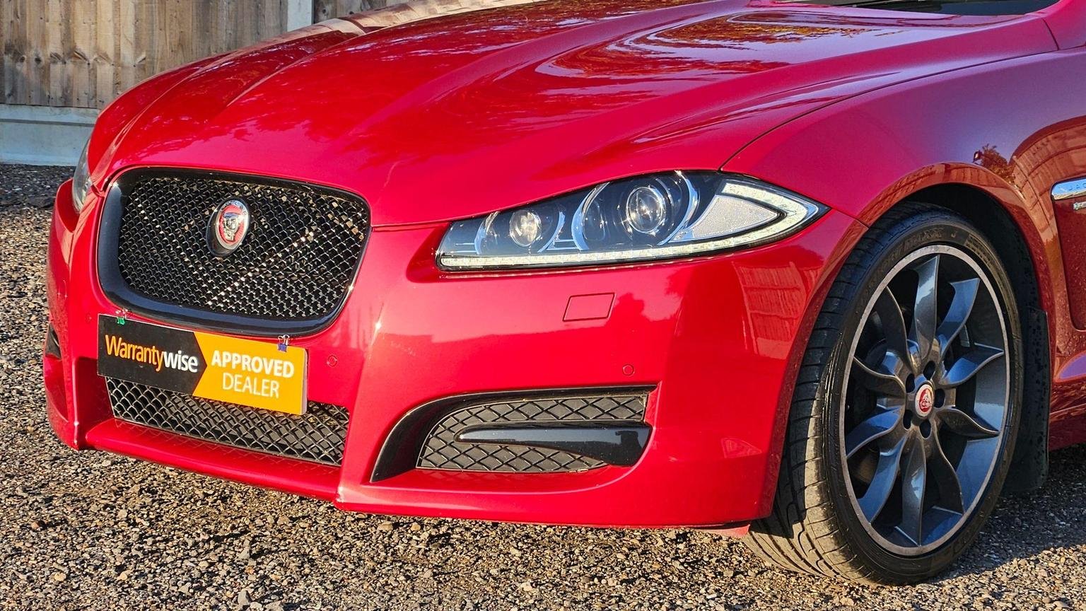 Jaguar XF