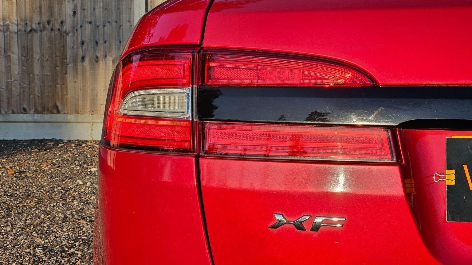 Jaguar XF