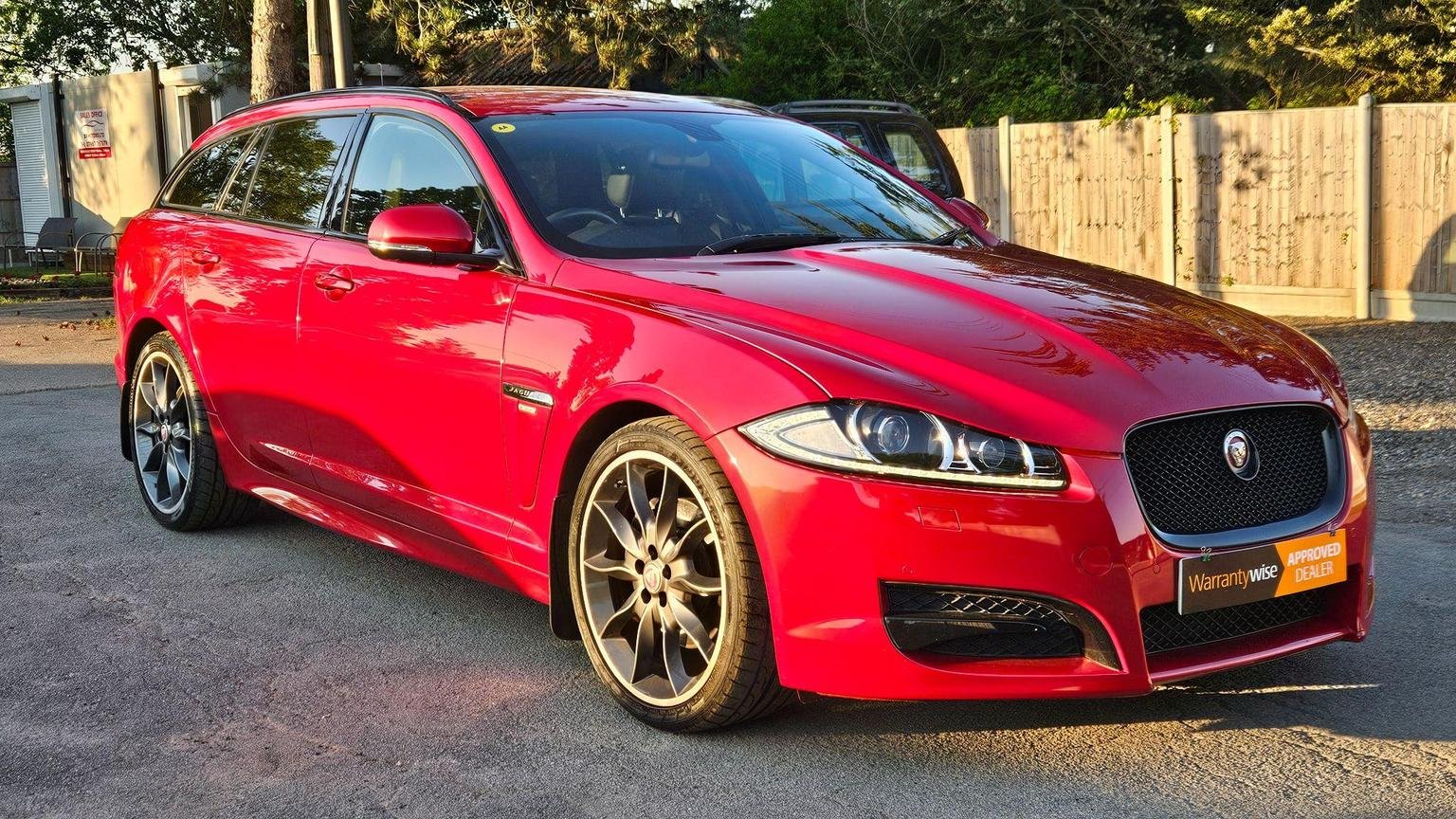 Jaguar XF