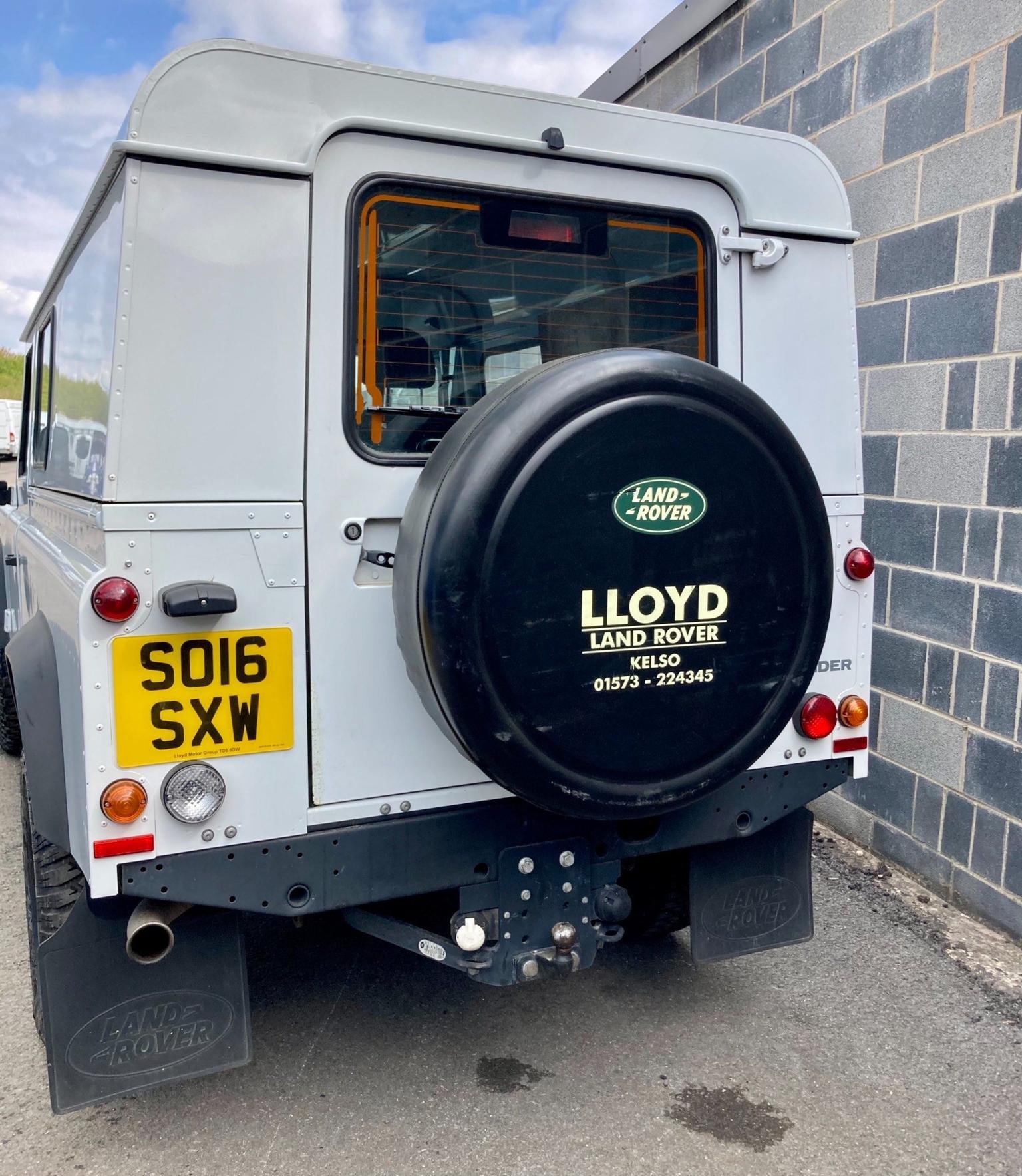 Land Rover 110