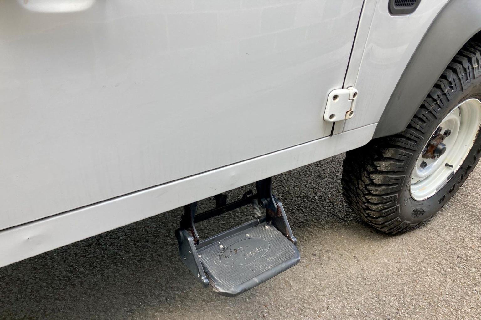 Land Rover 110