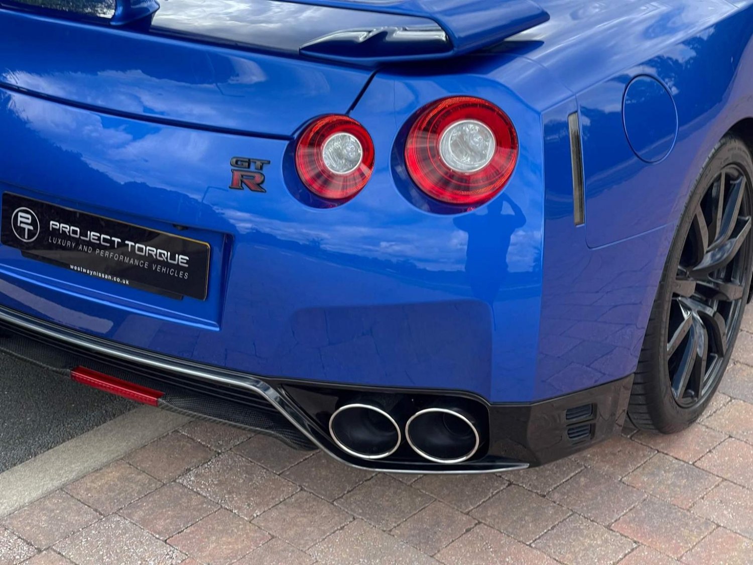 Nissan Gt R