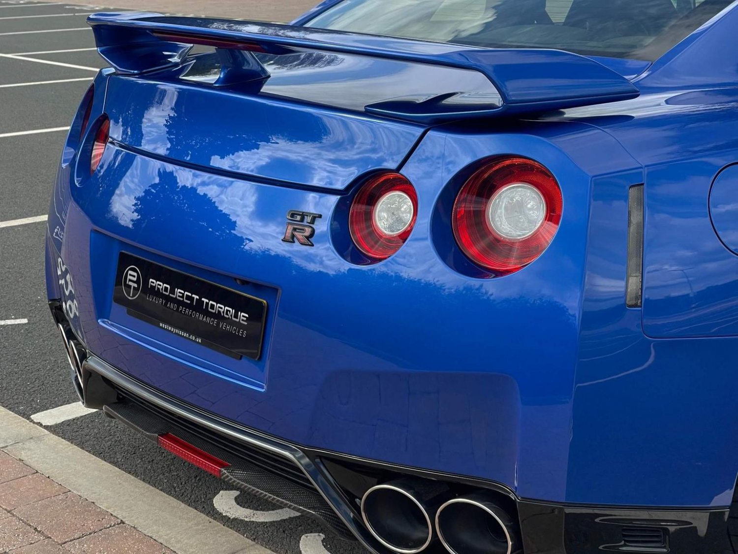 Nissan Gt R