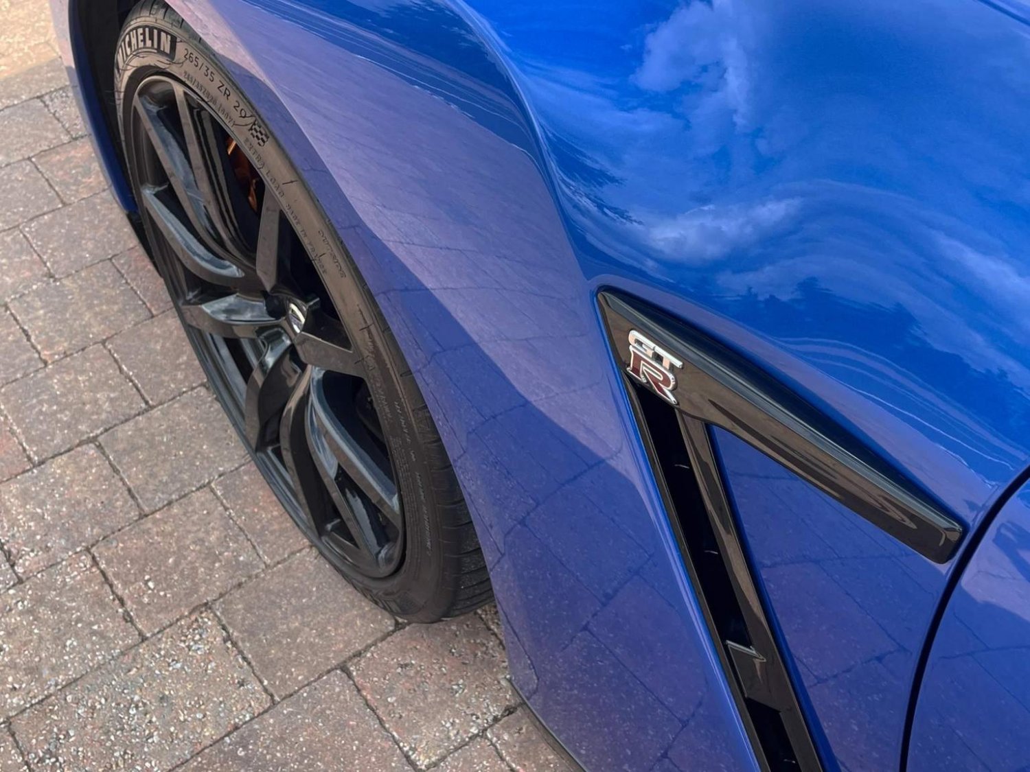 Nissan Gt R