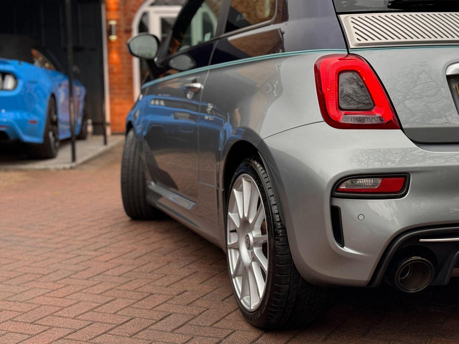 Abarth 695