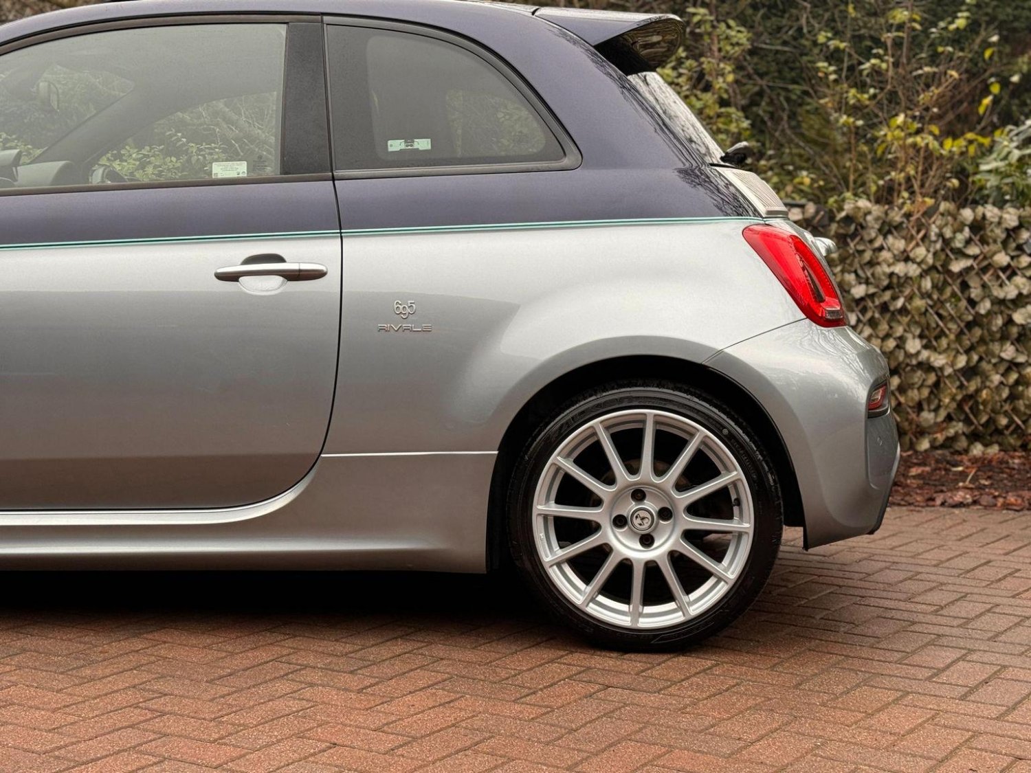 Abarth 695