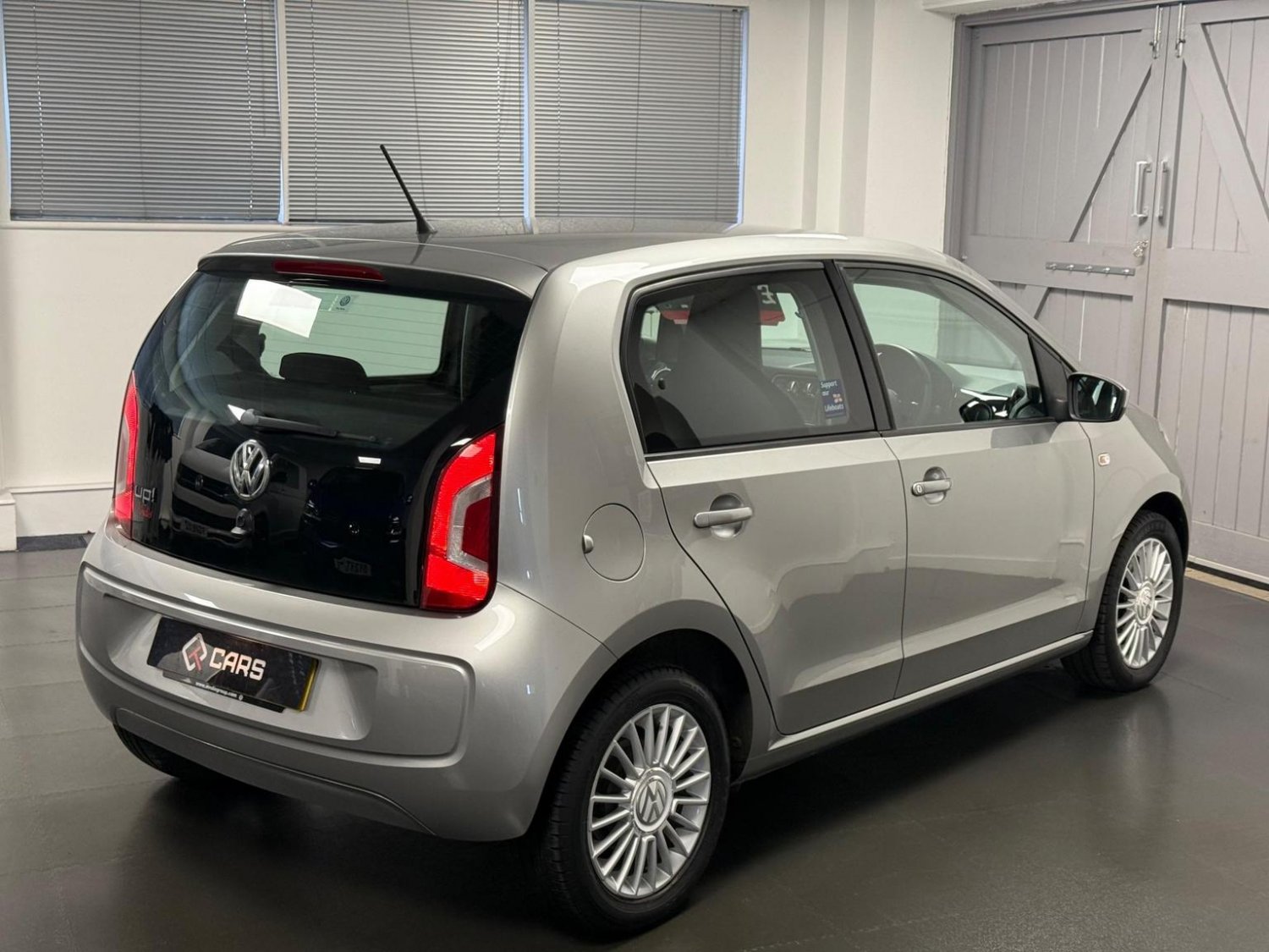 Volkswagen UP