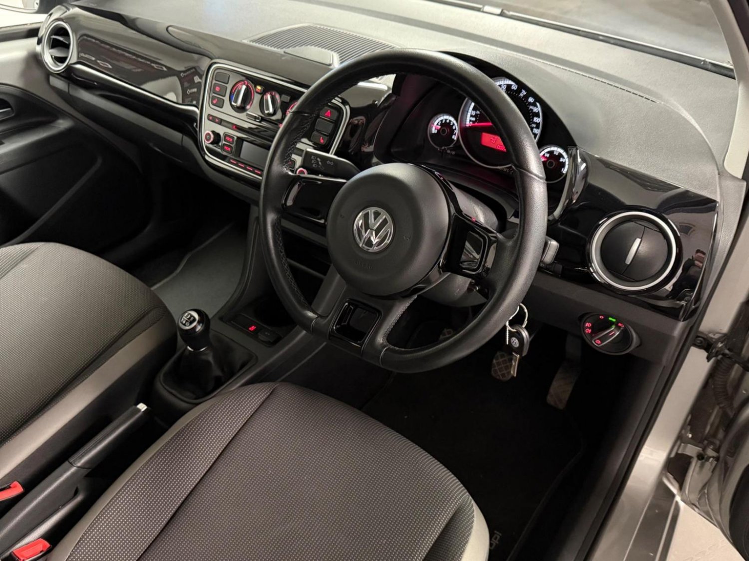 Volkswagen UP