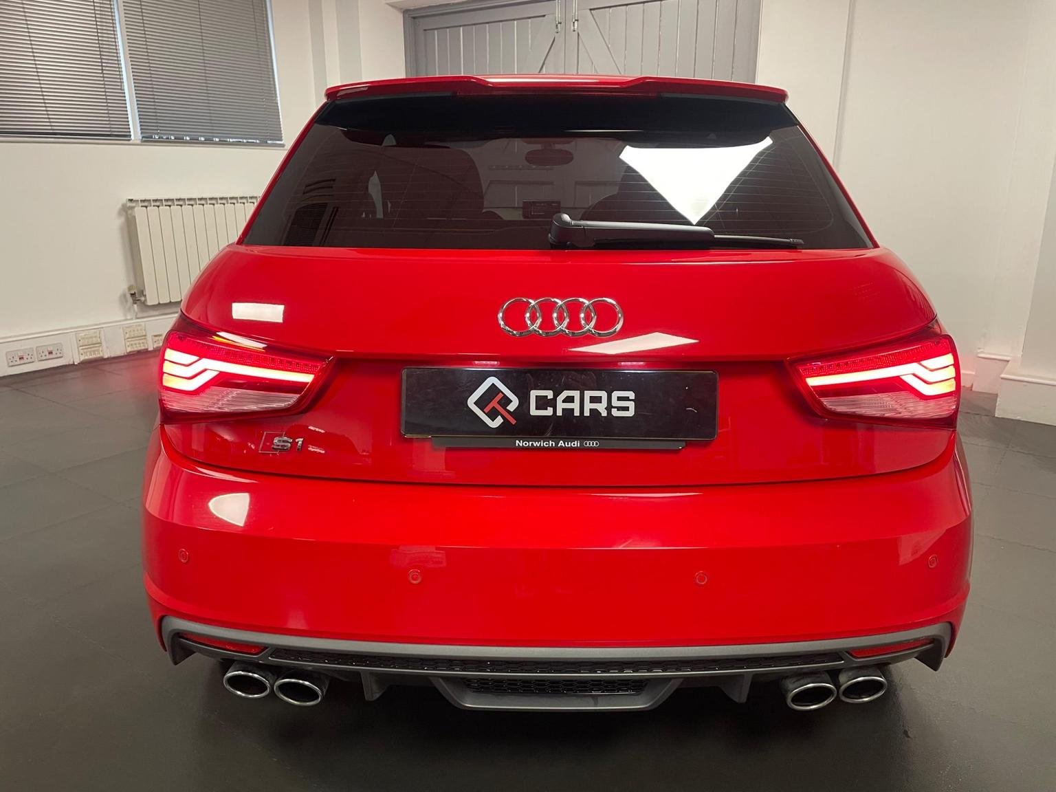 Audi S1
